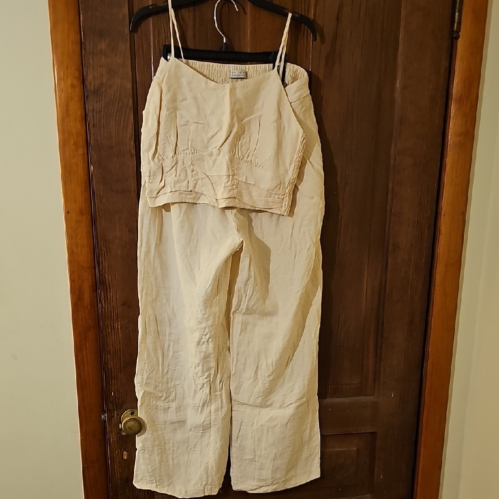 Women's Cream Crop Top and Capri Set